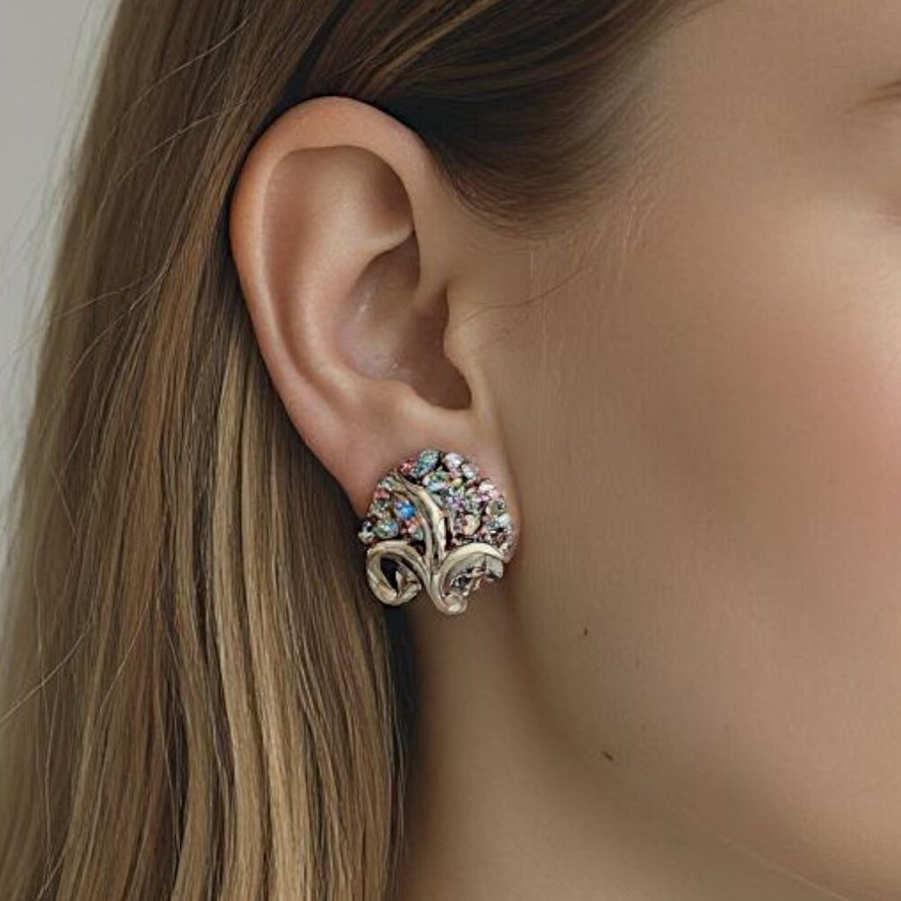 VTG Coro Silver Tone Clip On Earrings Pink AB Stones Aurora Borealis Mod 1960s‎